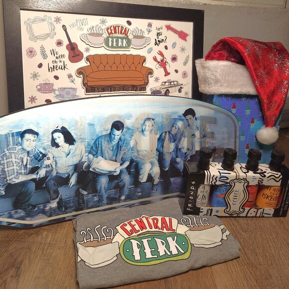 ☕🦞FRIENDS FAN BUNDLE!🚕 🗽 Wall Decor Signs DIY Art Central Perk Coffee TShirt - Picture 2 of 6